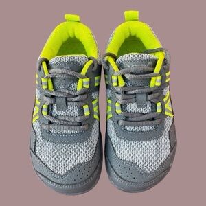 Brand New Xero Sneakers